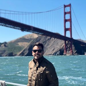 Meet your Posher, Dean